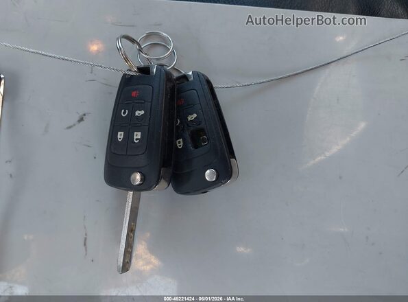 2GNFLFE38G6308100 2016 CHEVROLET EQUINOX Белый Вид панели приборов