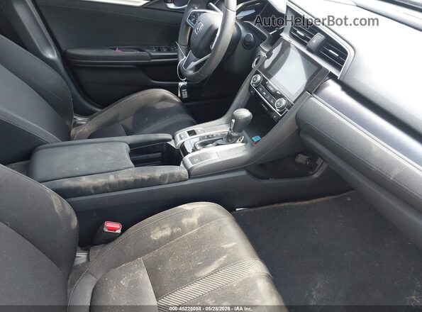 2HGFC1F3XGH633895 2016 HONDA CIVIC Черный Вид салона спереди