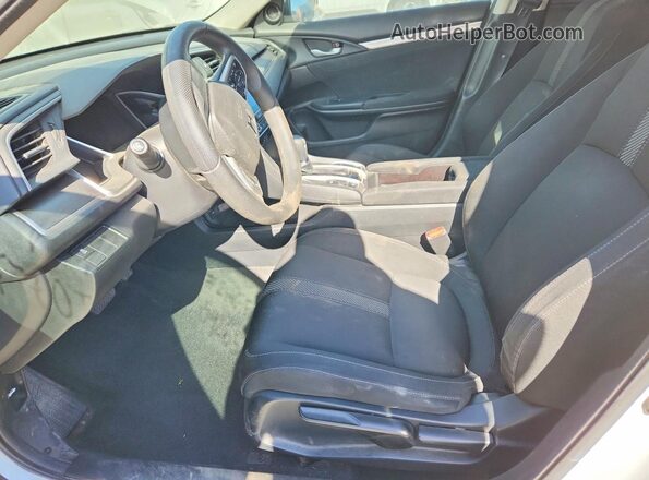 2HGFC2F70JH542652 2018 HONDA CIVIC Белый Вид салона спереди