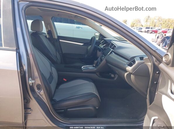 2HGFC2F74HH559478 2017 HONDA CIVIC Gray Front interior view
