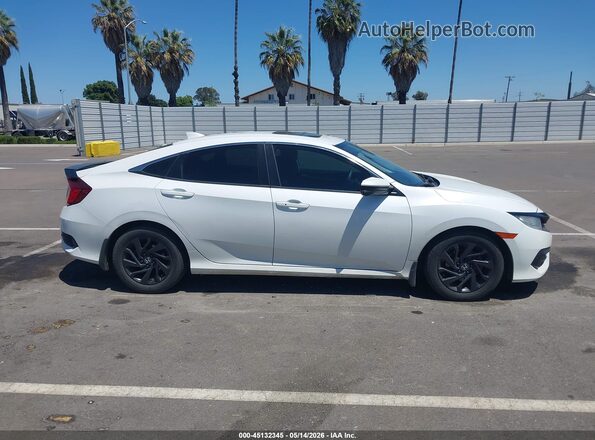 2HGFC2F74HH565670 2017 HONDA CIVIC White Rear interior view