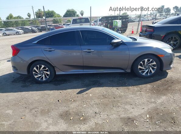 2HGFC2F74JH578215 2018 HONDA CIVIC Gray Вид задньої частини салону