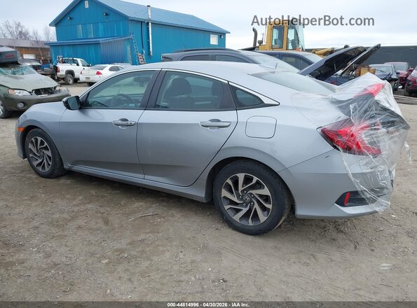 2HGFC2F75JH592074 2018 HONDA CIVIC Серебряный Панорамный вид салона 360°