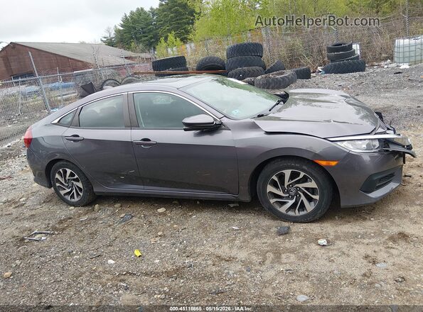 2HGFC2F76JH519683 2018 HONDA CIVIC Gray Rear interior view