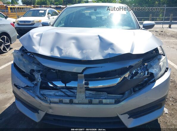 2HGFC2F77JH542485 2018 HONDA CIVIC Серебряный Вид спереди