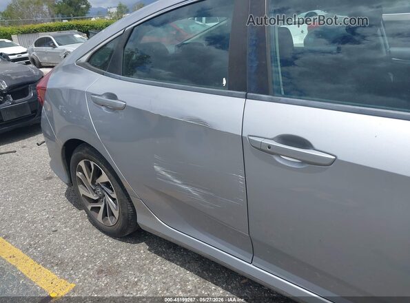 2HGFC2F79JH504921 2018 HONDA CIVIC Silver 