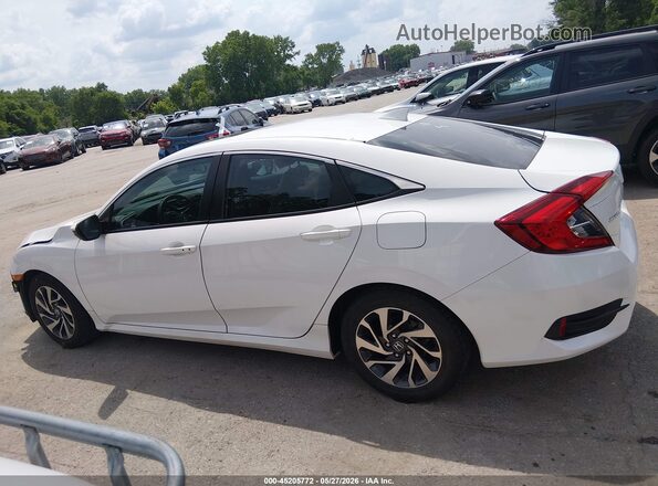 2HGFC2F7XJH570569 2018 HONDA CIVIC White 