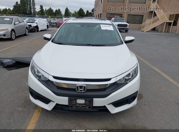 2HGFC2F84JH517715 2018 HONDA CIVIC White Սարքավորումների վահանակի տեսք