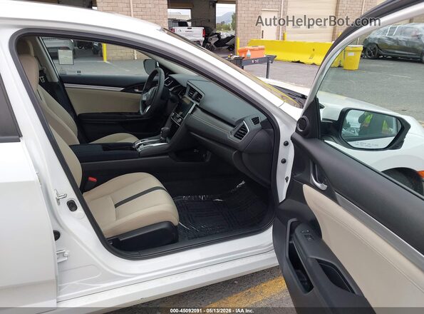 2HGFC2F84JH517715 2018 HONDA CIVIC White Սալոնի դիմացի տեսք
