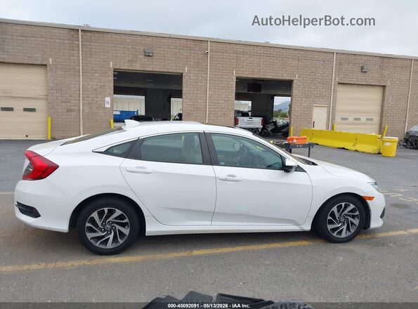 2HGFC2F84JH517715 2018 HONDA CIVIC White Սալոնի հետևի տեսք