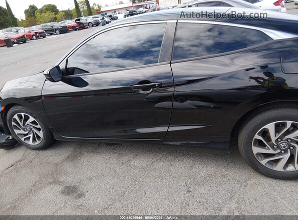 2HGFC4B60LH303856 2020 HONDA CIVIC Black 360 interior view