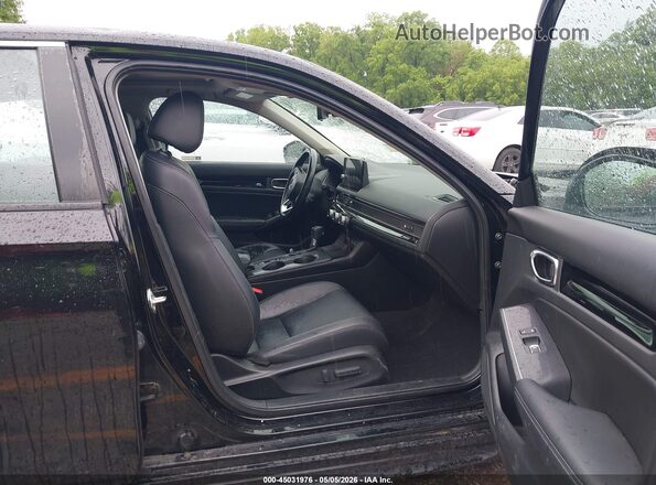 2HGFE1F91NH301520 2022 HONDA CIVIC Черный Вид салона спереди