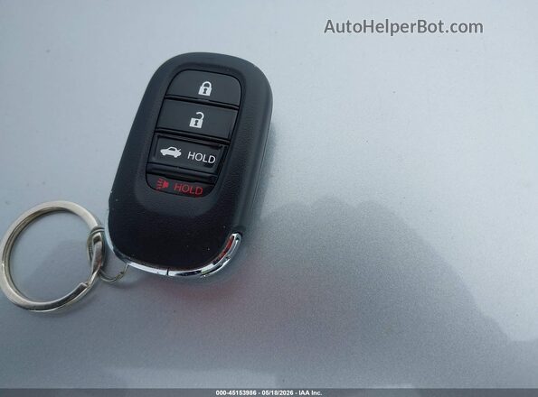 2HGFE2F26TH526554 2026 HONDA CIVIC Silver Widok deski rozdzielczej