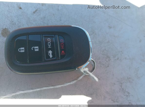 2HGFE2F29TH511014 2026 HONDA CIVIC Красный Вид панели приборов