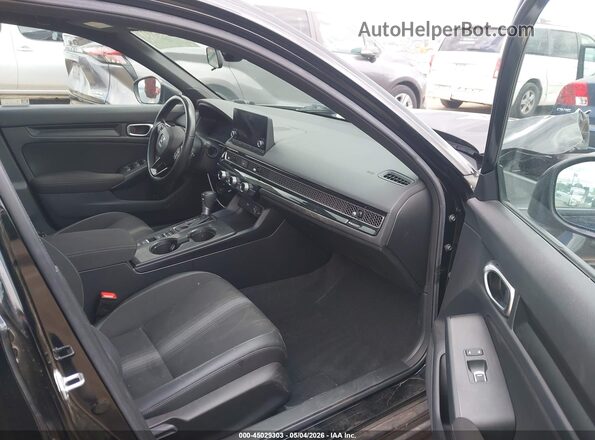 2HGFE2F59PH537032 2023 HONDA CIVIC Черный Вид салона спереди