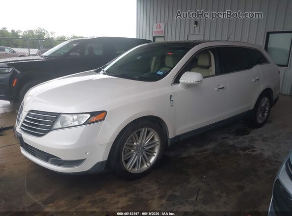 2LMHJ5ATXKBL00118 2019 LINCOLN MKT White Առջևի ձախ երեք քառորդ տեսարան