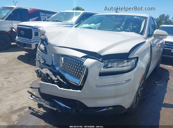 2LMPJ6J98MBL15824 2021 LINCOLN NAUTILUS Бежевый 