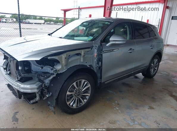 2LMPJ6K90PBL12628 2023 LINCOLN NAUTILUS Серый Передняя левая четверть