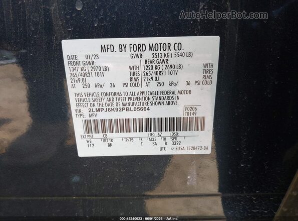 2LMPJ6K92PBL05664 2023 LINCOLN NAUTILUS Gray Вид підкапотного простору