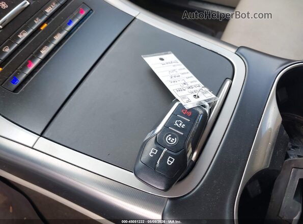 2LMPJ6LR0HBL18770 2017 LINCOLN MKX Бежевый Вид панели приборов