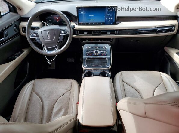 2LMPJ8K92MBL15294 2021 LINCOLN NAUTILUS Beige Dashboard view