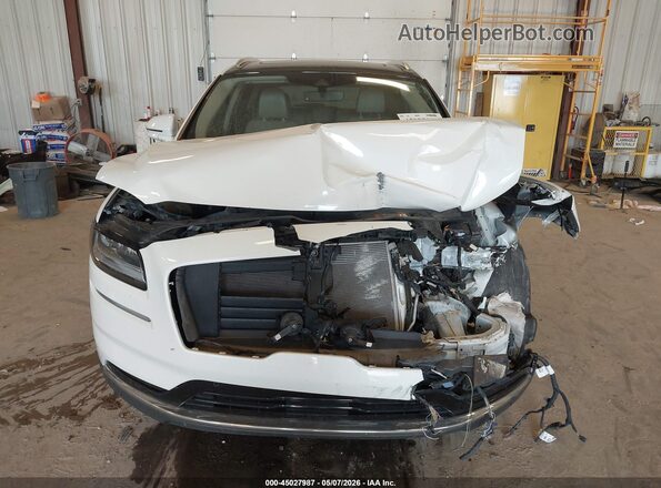 2LMPJ8KP3MBL04111 2021 LINCOLN NAUTILUS White 