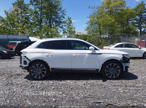 2LMPJ8KP9NBL12439 2022 LINCOLN NAUTILUS White Widok wnętrza 360 stopni