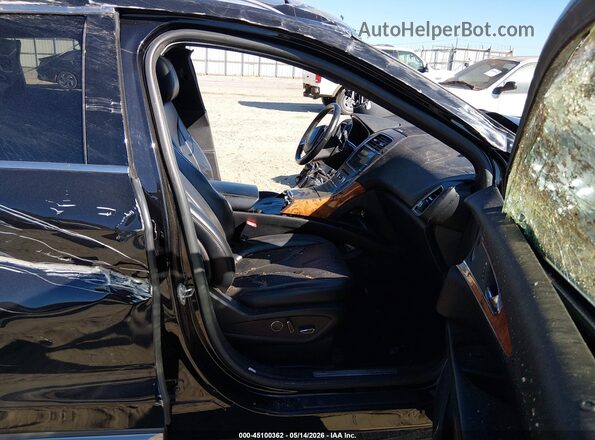 2LMPJ8L95KBL41593 2019 LINCOLN NAUTILUS Black Front interior view