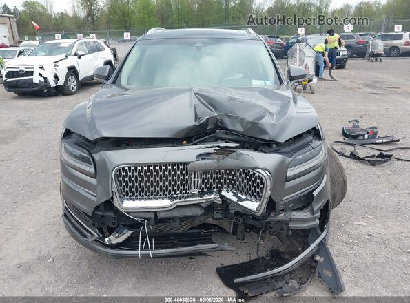 2LMPJ8LP7KBL28066 2019 LINCOLN NAUTILUS Gray Rear interior view