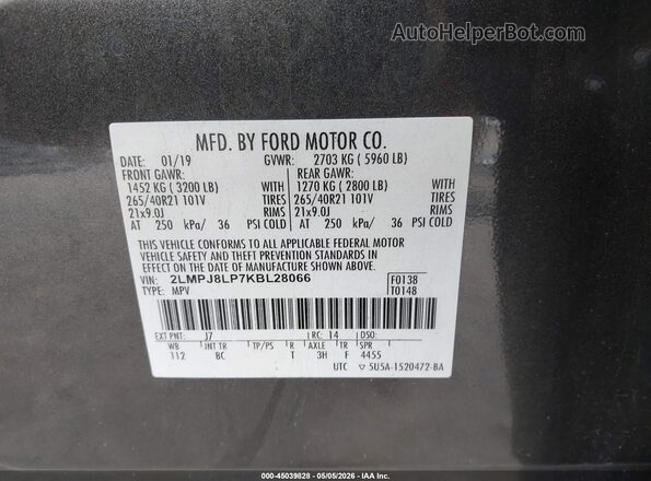 2LMPJ8LP7KBL28066 2019 LINCOLN NAUTILUS Gray Engine compartment view