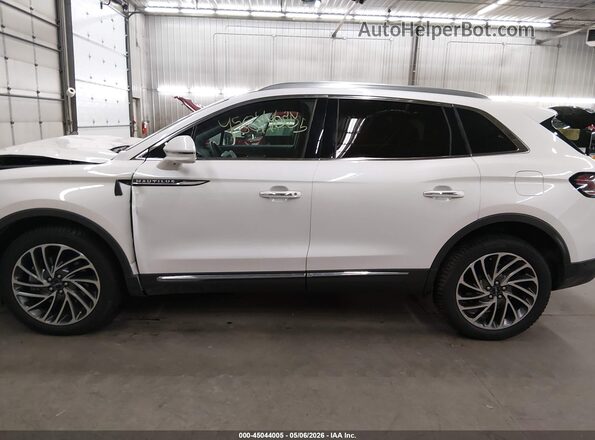 2LMPJ8LPXKBL66763 2019 LINCOLN NAUTILUS White 