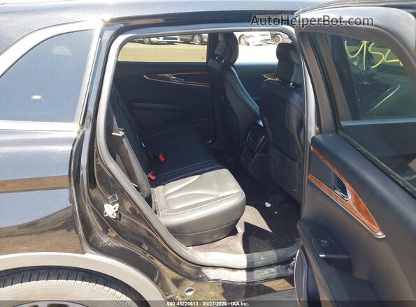 2LMPJ8LR1HBL34116 2017 LINCOLN MKX Black Widok naklejki z numerem VIN