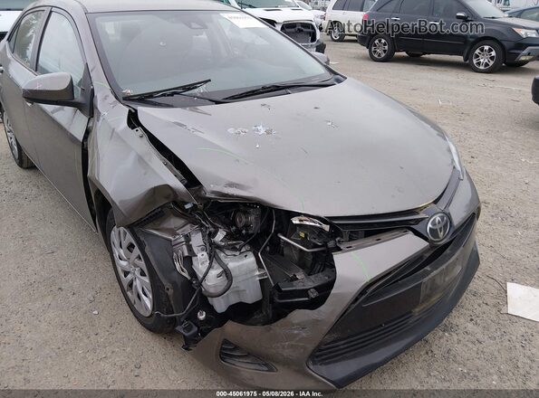 2T1BURHE0JC004560 2018 TOYOTA LL Gray Widok z przodu