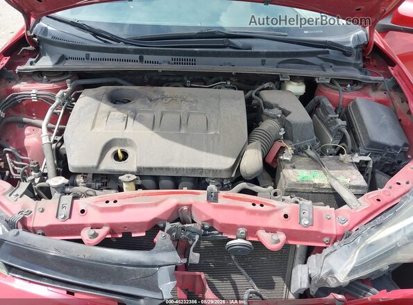 2T1BURHE0JC098472 2018 TOYOTA COROLLA Red Rear view