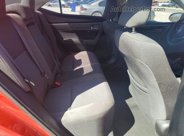 2T1BURHE0JC120938 2018 TOYOTA COROLLA Red უკანა სავარძლების ხედი