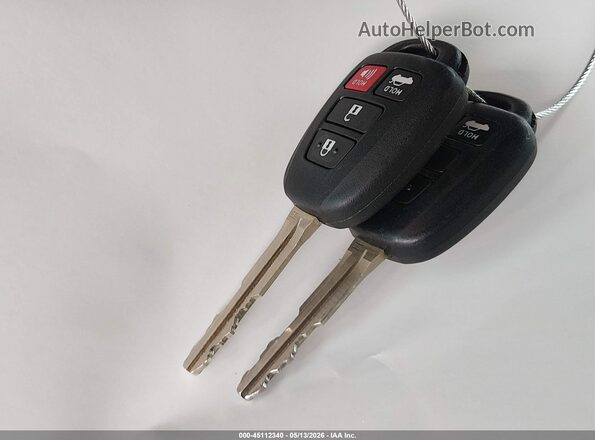 2T1BURHE0JC966034 2018 TOYOTA COROLLA Белый 
