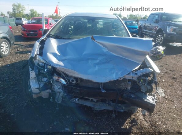 2T1BURHE0JC997350 2018 TOYOTA LL Silver Սարքավորումների վահանակի տեսք