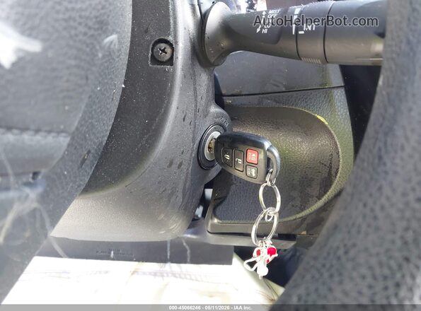 2T1BURHE1HC893878 2017 TOYOTA LL Silver Vista del salpicadero