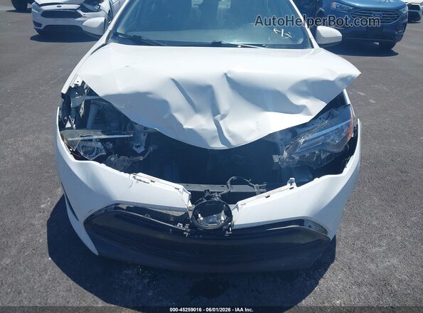 2T1BURHE1HC924269 2017 TOYOTA COROLLA Белый Вид спереди