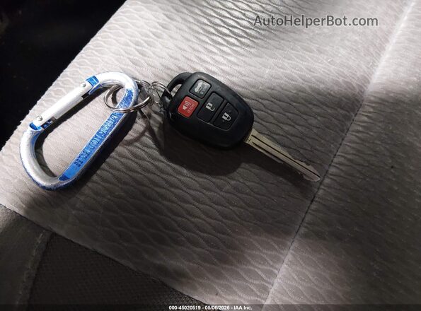 2T1BURHE1JC016488 2018 TOYOTA LL Белый Вид панели приборов