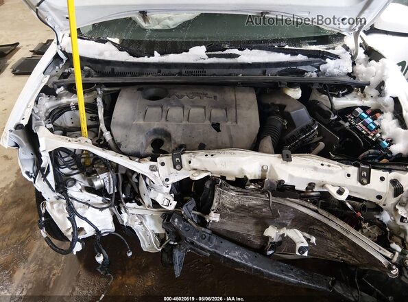 2T1BURHE1JC016488 2018 TOYOTA LL Белый Вид сзади
