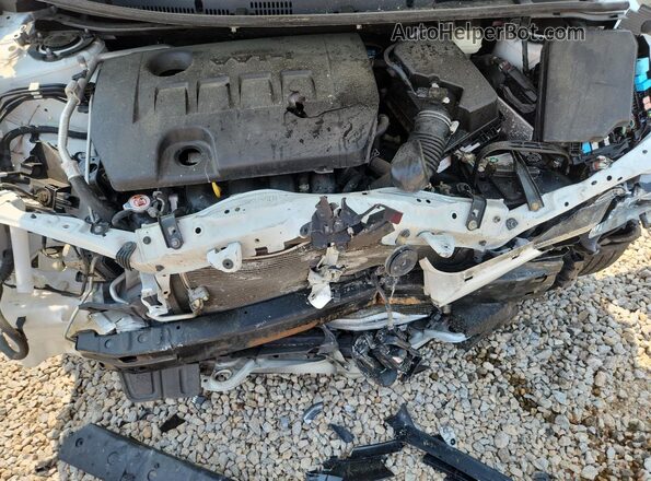 2T1BURHE1JC082765 2018 TOYOTA COROLLA Белый Вид задней части салона