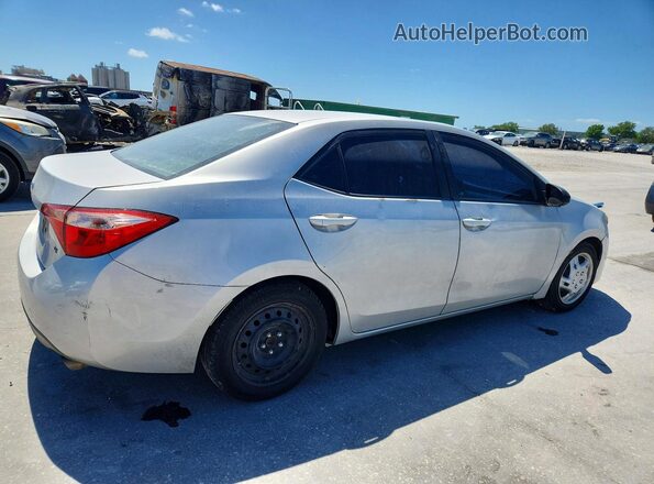 2T1BURHE1JC976653 2018 TOYOTA COROLLA Silver Rear right