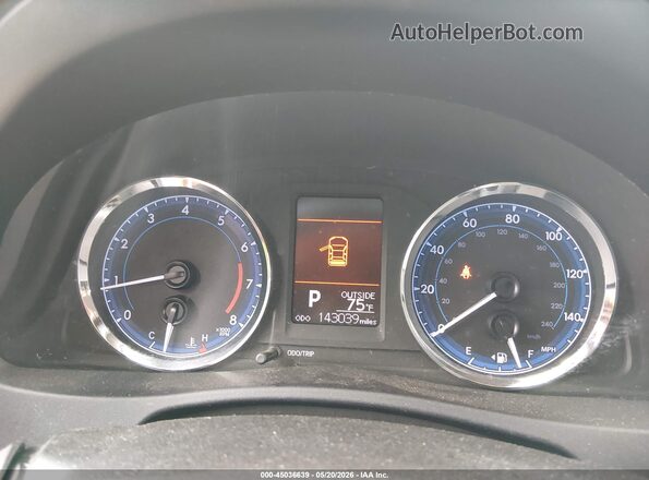 2T1BURHE2HC764340 2017 TOYOTA COROLLA White Widok tylnych siedzeń