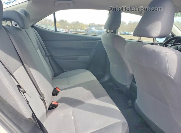 2T1BURHE2HC796561 2017 TOYOTA LL Silver Вид задніх сидінь