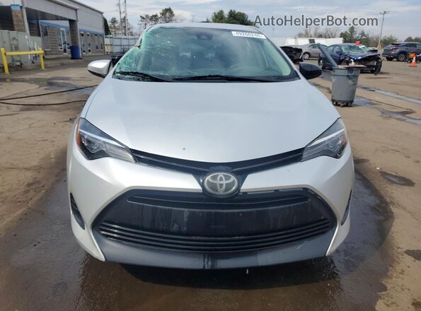 2T1BURHE2HC796561 2017 TOYOTA LL Silver Вид спереду