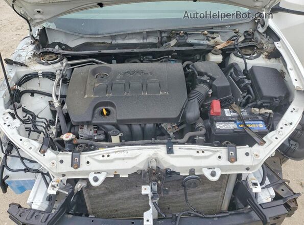 2T1BURHE2KC167311 2019 TOYOTA COROLLA Белый Вид задней части салона