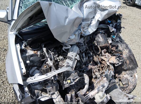 2T1BURHE3JC041425 2018 TOYOTA LL Silver Вид ззаду