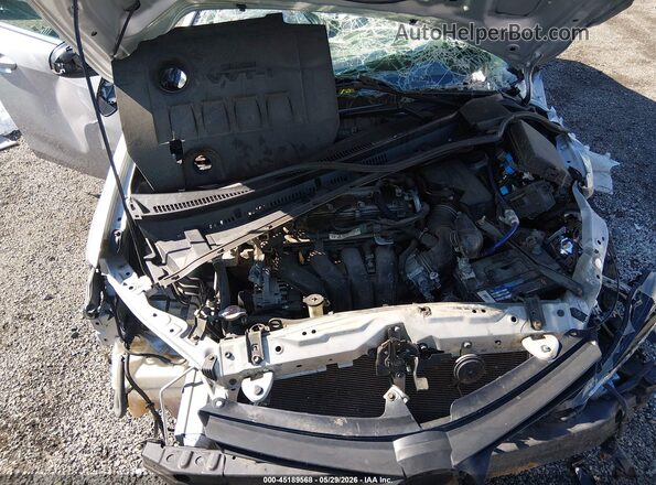 2T1BURHE3KC241593 2019 TOYOTA COROLLA Silver Widok z tyłu