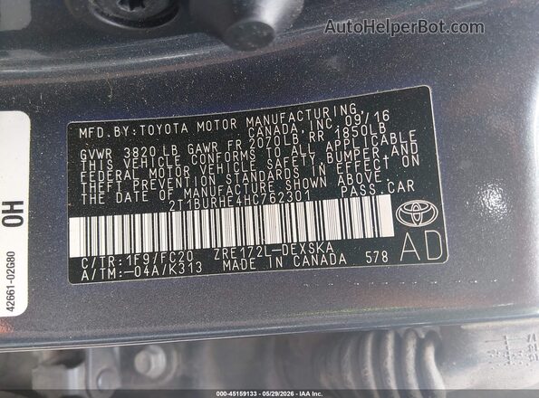 2T1BURHE4HC762301 2017 TOYOTA COROLLA Dark Blue Vista del compartimento del motor